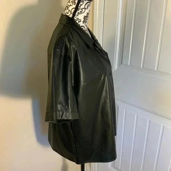 Banana Republic Vegan Leather Shirt NWT - Picture 6 of 12